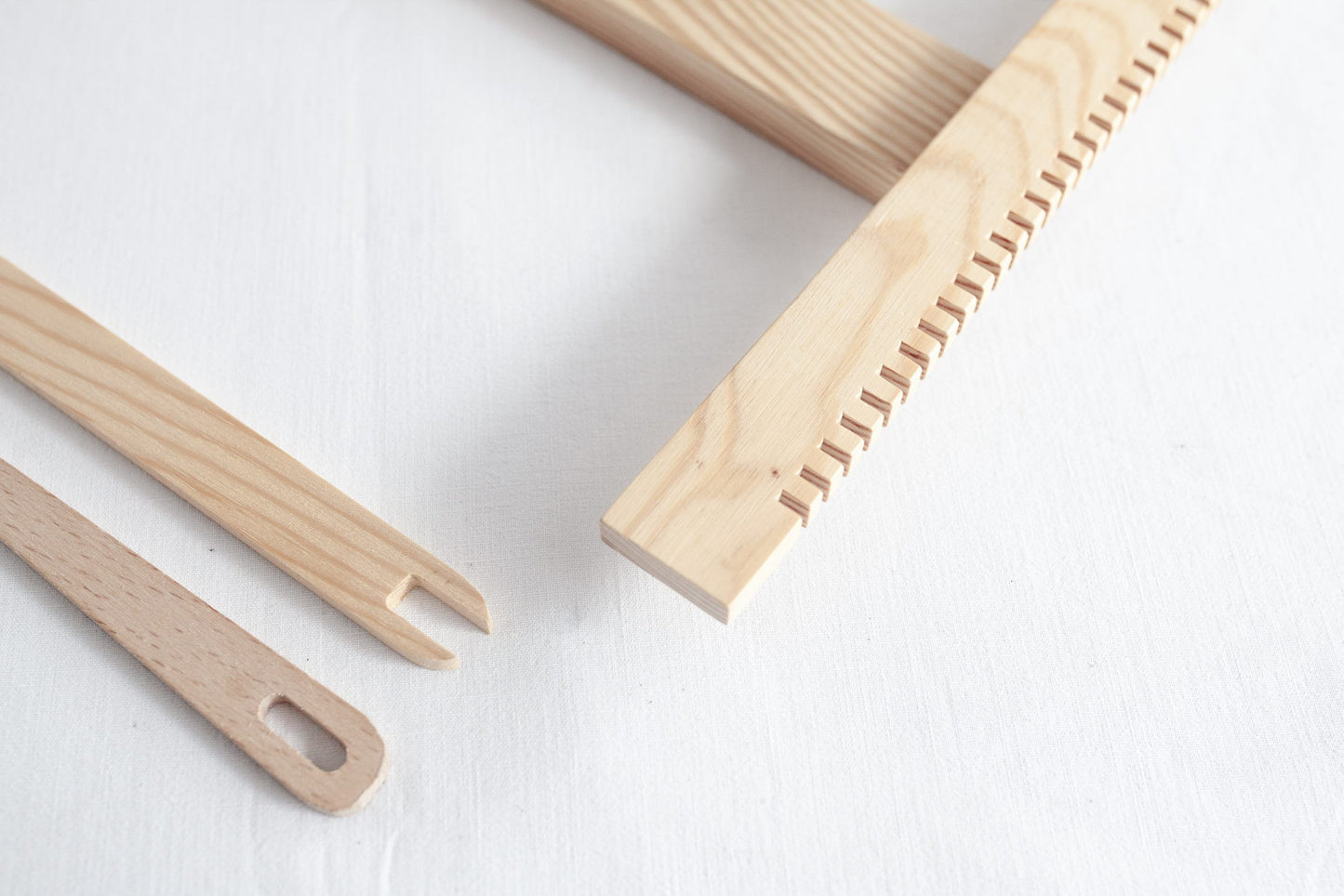 Wooden loom - size 30x26cm