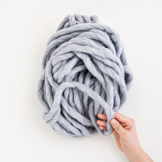 Lana gris natural grosor jumbo