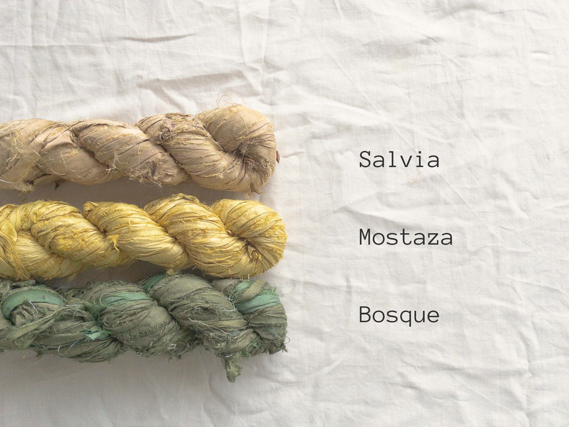 Conta de seda color salvia, mostaza y verde bosque