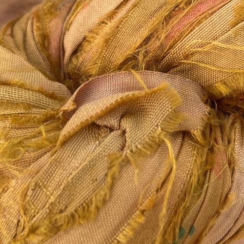 Cinta de seda sari reciclada - madeja de 100gr